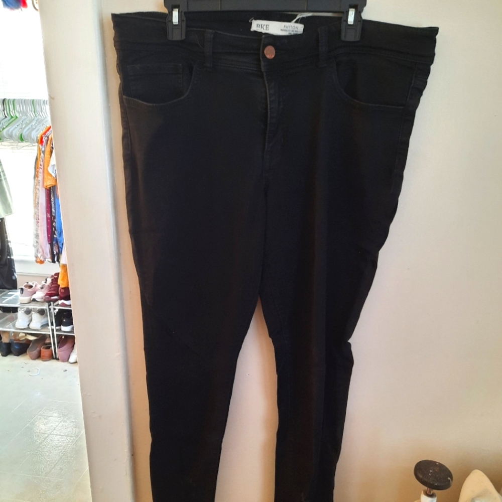 BKE Peyton Stressed Black Skinny Jeans